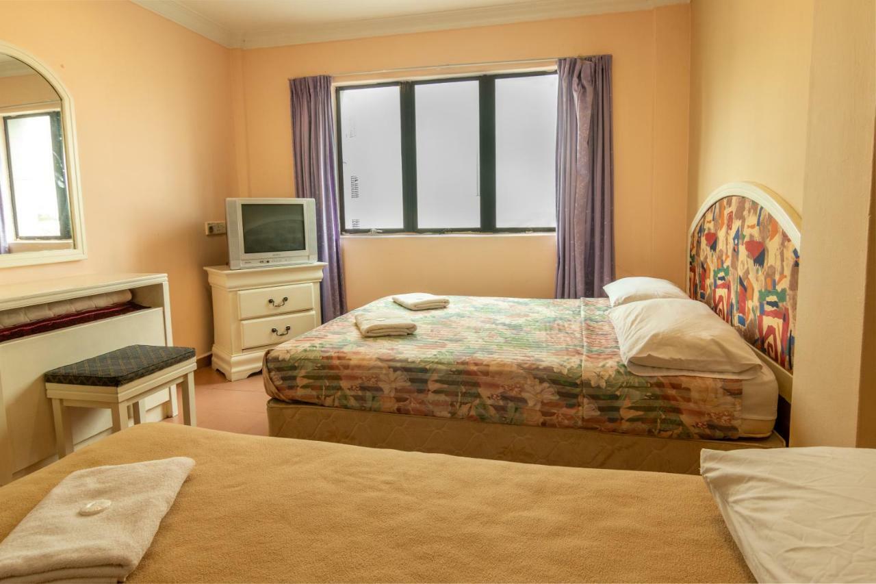 Hotel Grande Malacca Habitación foto